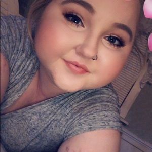 Meet your Posher, Keeley